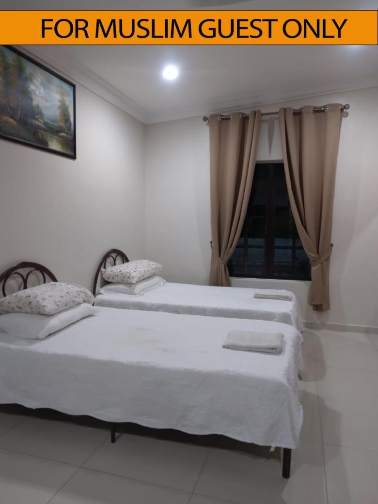 Yasmeen Studio Roomstay Kijal - Room 1 - For Two Person Islam Guest Only ภายนอก รูปภาพ
